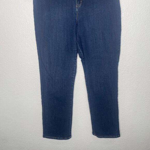 Gloria Vanderbilt Womens Jeans Size 16 Amanda Dark Wash Straight Leg Denim Blue - Picture 8 of 13